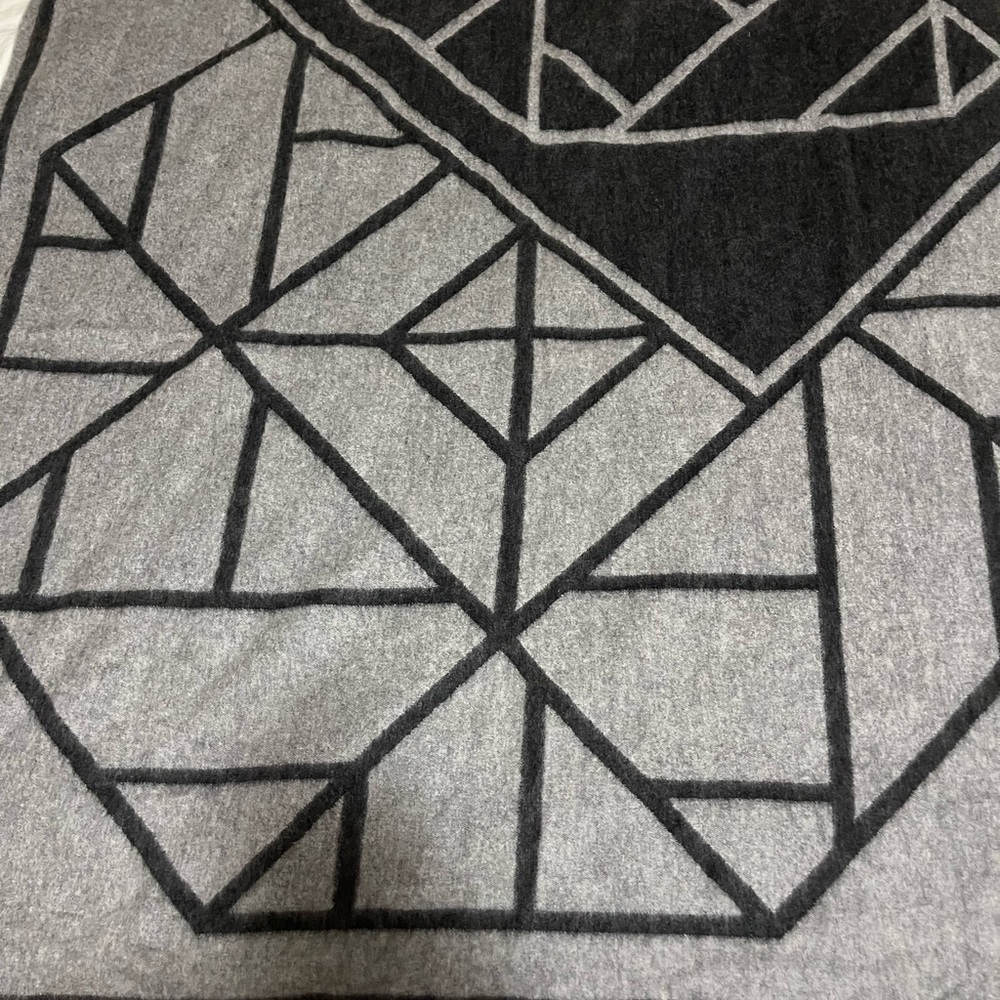 Tory Burch Black and Gray Cashmere Wrap